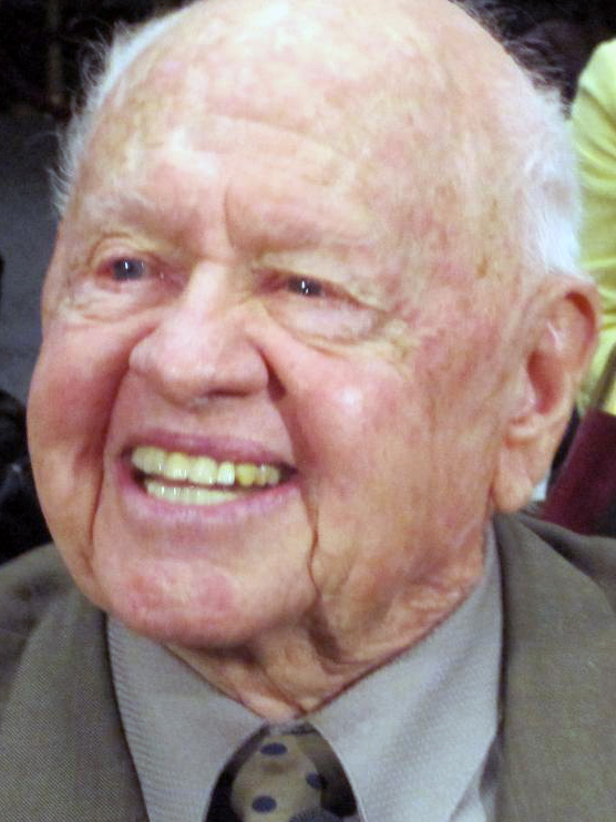Former '60 Minutes' Commentator Andy Rooney Dies